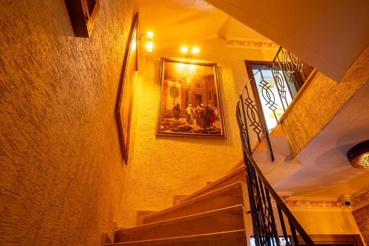 Sayina Hotel Istanboel Buitenkant foto