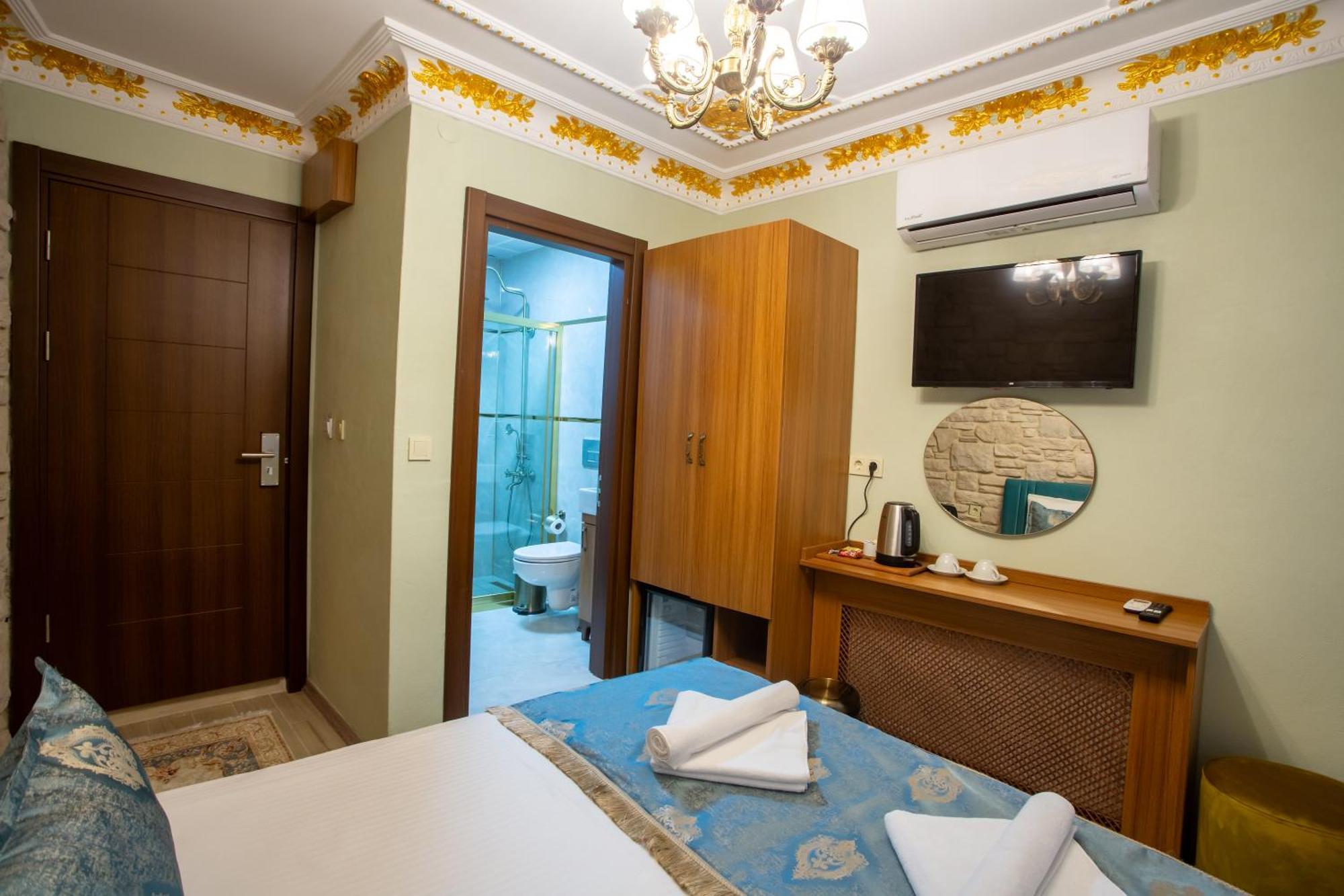 Sayina Hotel Istanboel Buitenkant foto